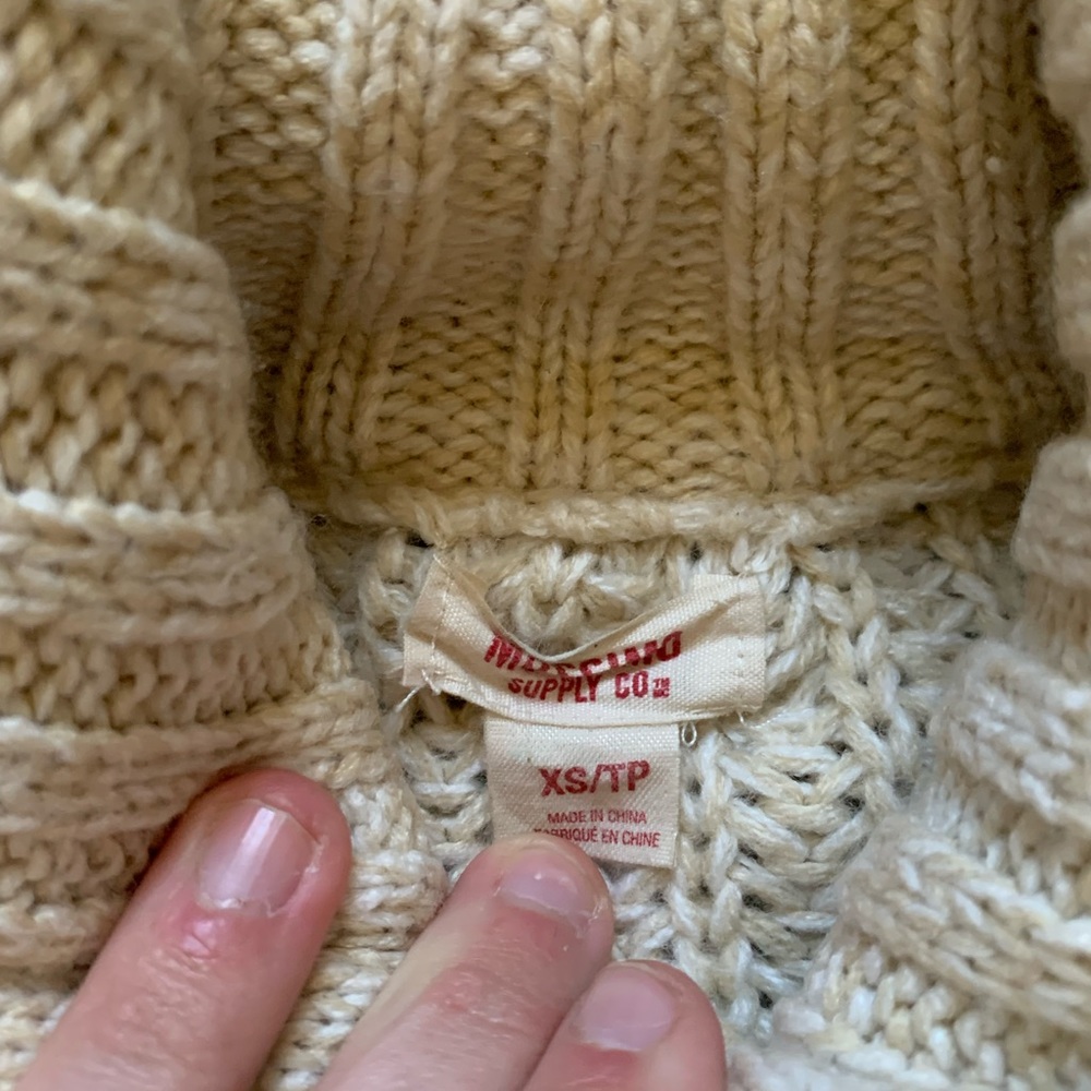 Target button up sweater - Picture 3 of 3